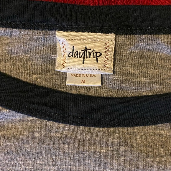 Daytrip Tee - Picture 4 of 4